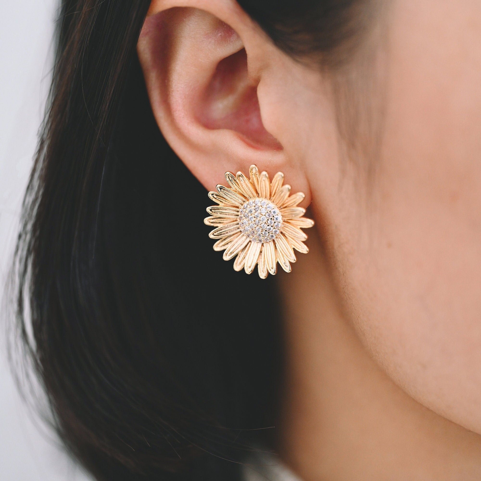 4pcs CZ Pave Gold/ Silver Sunflower Earrings, 25mm, Gold/ Rhodium Plated Brass Flower Stud Earrings (GB-4204)